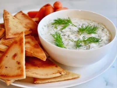 Tzatziki with Hot Pita